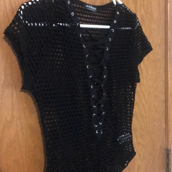 Fishnet leotard - Picture 3 of 3